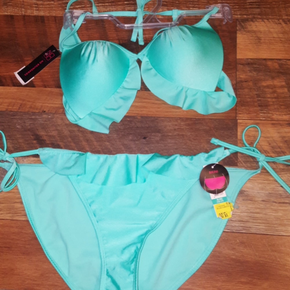 Women's bathing suit
